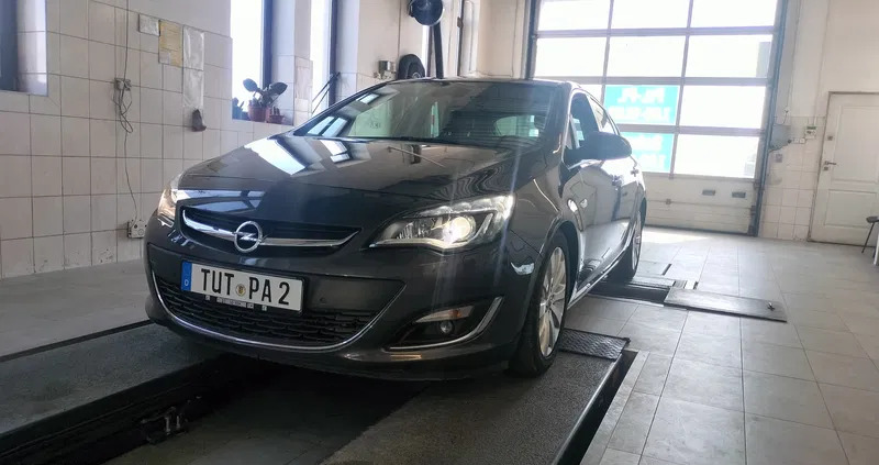 kujawsko-pomorskie Opel Astra cena 38700 przebieg: 126197, rok produkcji 2014 z Inowrocław